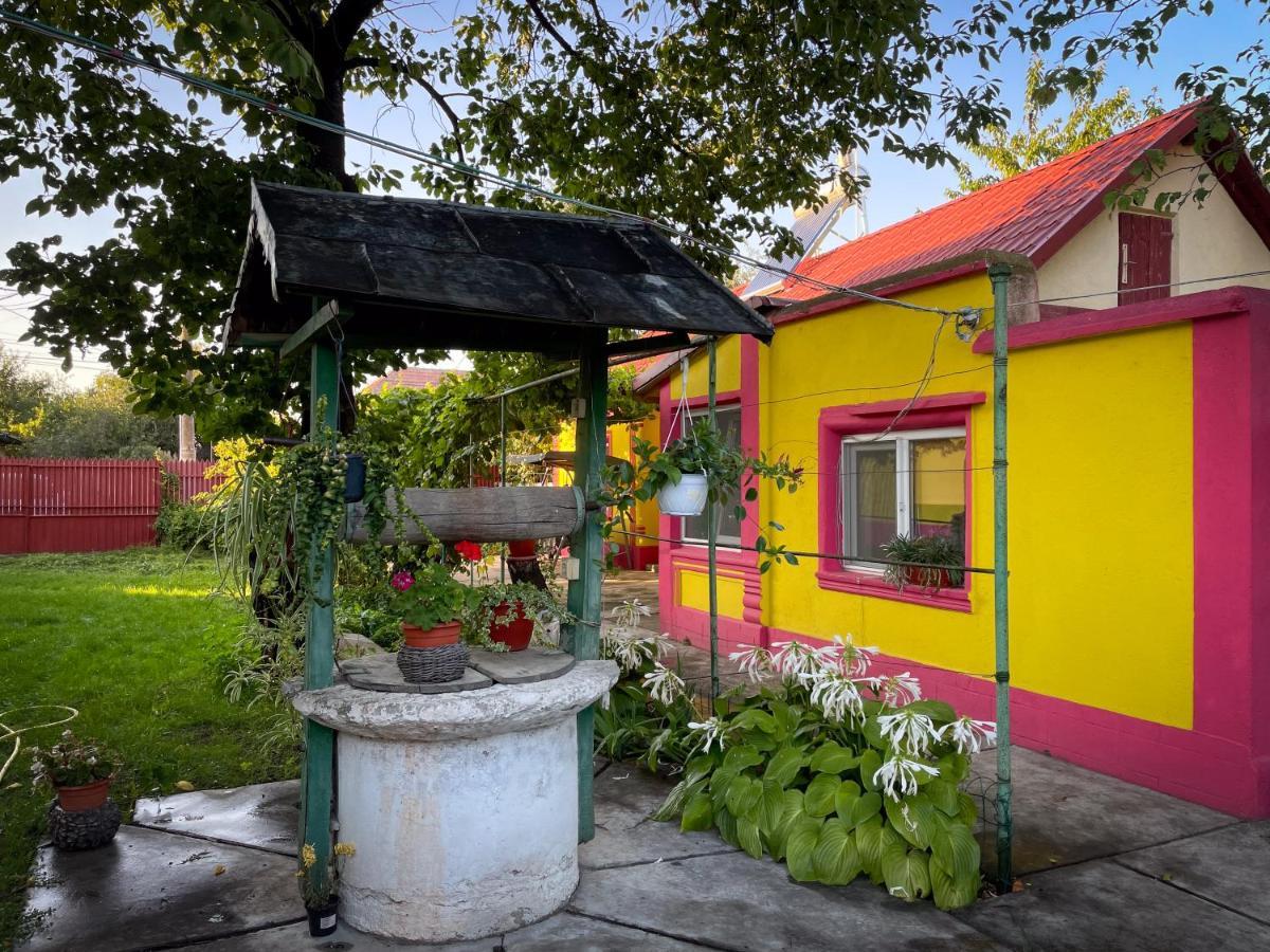 Casuta Mariuca Hotell Greci Exteriör bild